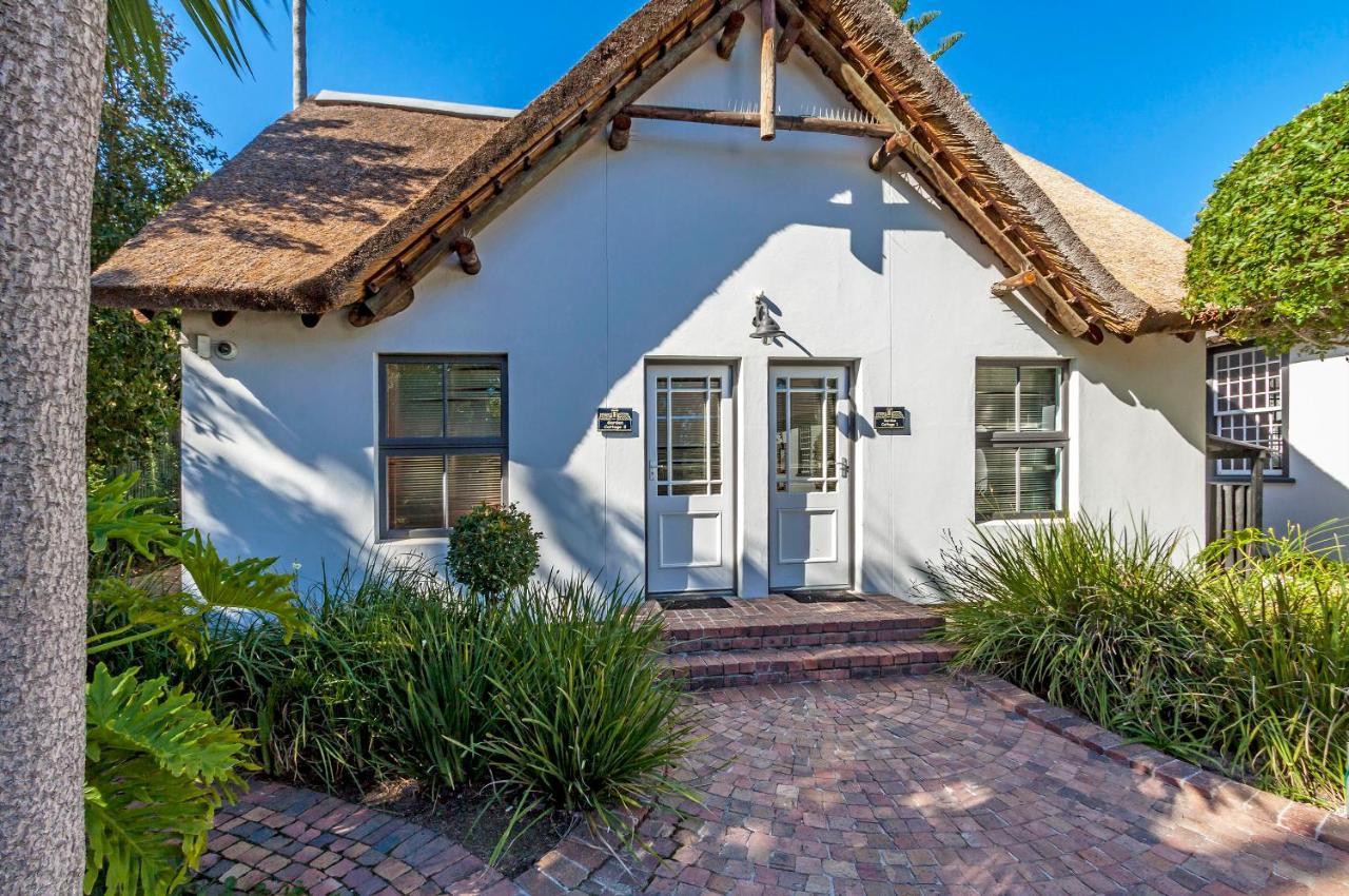 Stellendal Guest House Somerset West Exteriör bild