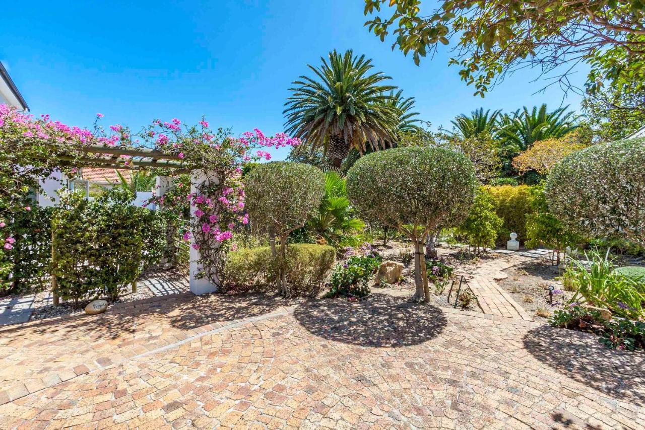 Stellendal Guest House Somerset West Exteriör bild