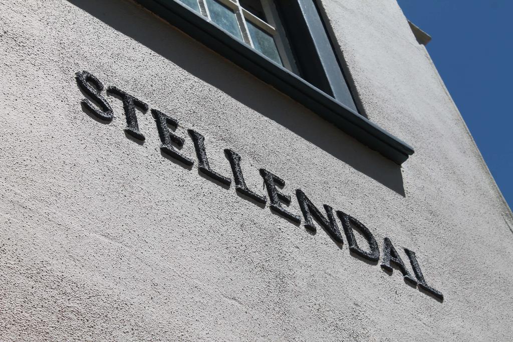 Stellendal Guest House Somerset West Exteriör bild