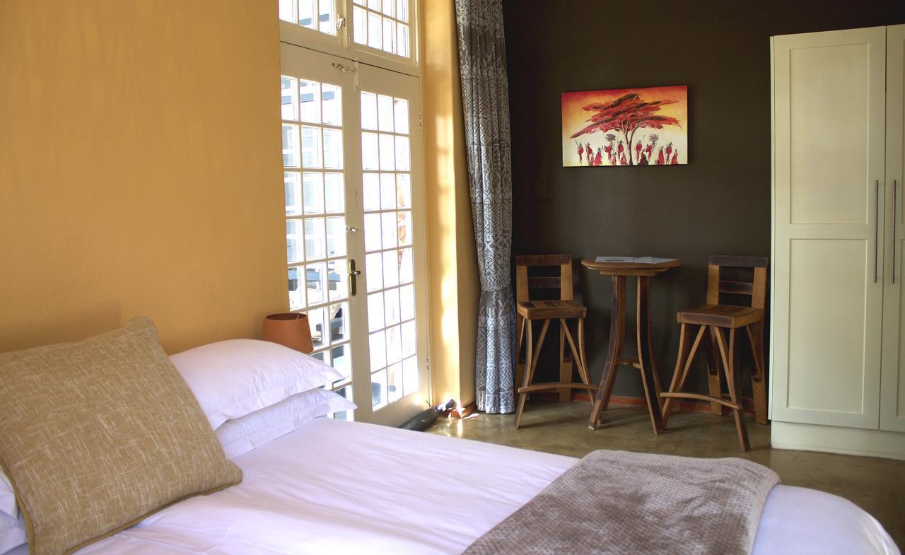 Stellendal Guest House Somerset West Exteriör bild